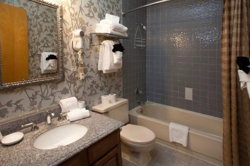 Million Dollar Views! 4 Bedroom, Sleeps 9, Close To National Park And 5 Mi To Gatlinburg! エクステリア 写真