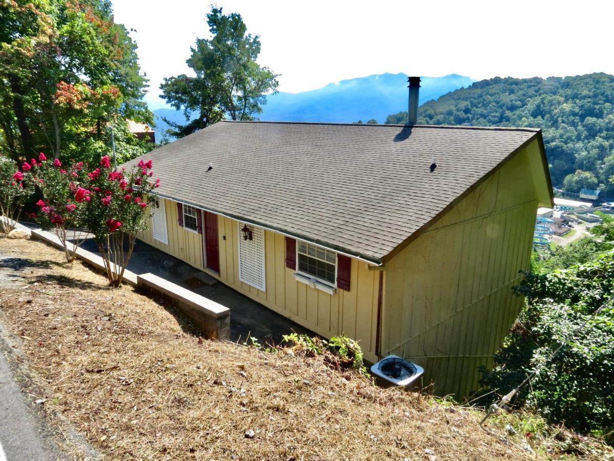 Million Dollar Views! 4 Bedroom, Sleeps 9, Close To National Park And 5 Mi To Gatlinburg! エクステリア 写真