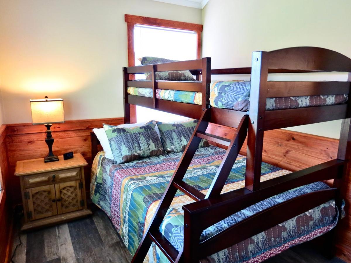 Million Dollar Views! 4 Bedroom, Sleeps 9, Close To National Park And 5 Mi To Gatlinburg! エクステリア 写真