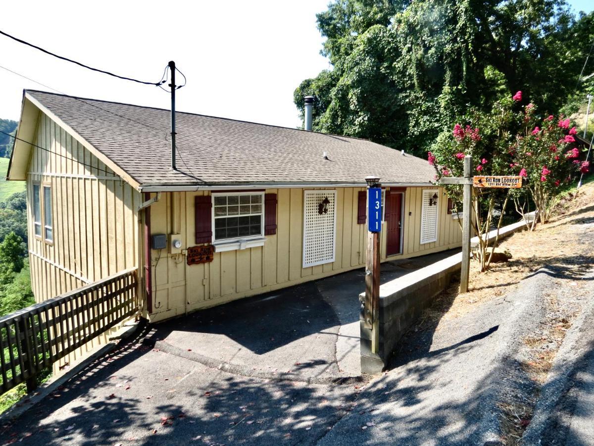 Million Dollar Views! 4 Bedroom, Sleeps 9, Close To National Park And 5 Mi To Gatlinburg! エクステリア 写真